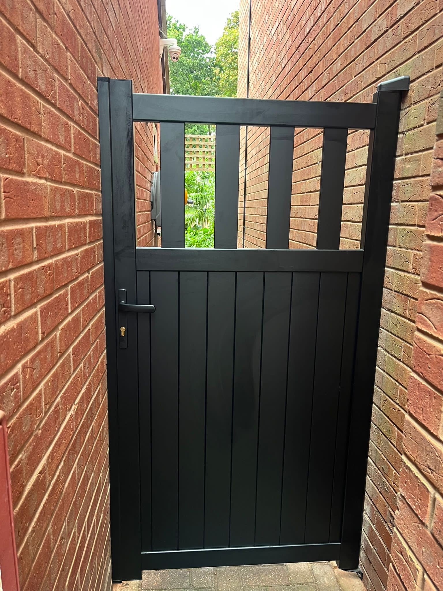 Pedestrian Gate Vertical Mixed Infill Price Comparisons | Compare The Build