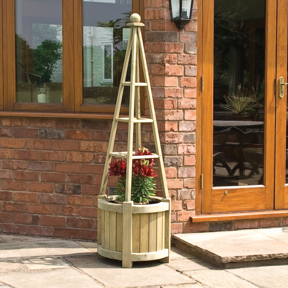 Rowlinson Marberry Obelisk Planter | Compare The Build